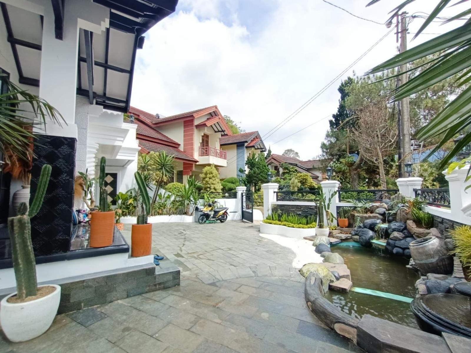 Villa Kota Bunga Malini 10 Cikundul Экстерьер фото