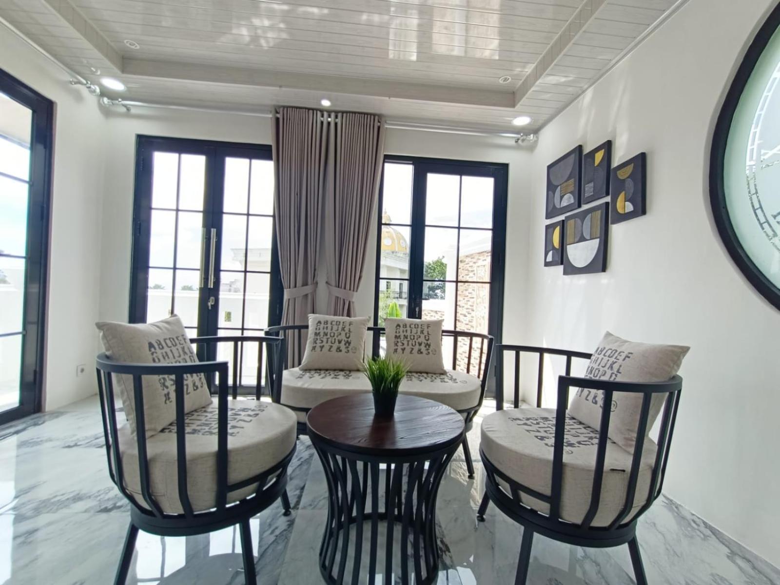 Villa Kota Bunga Malini 10 Cikundul Экстерьер фото