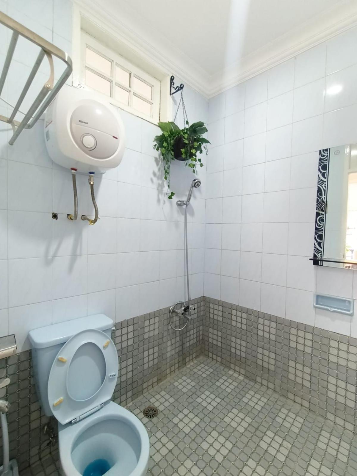 Villa Kota Bunga Malini 10 Cikundul Экстерьер фото