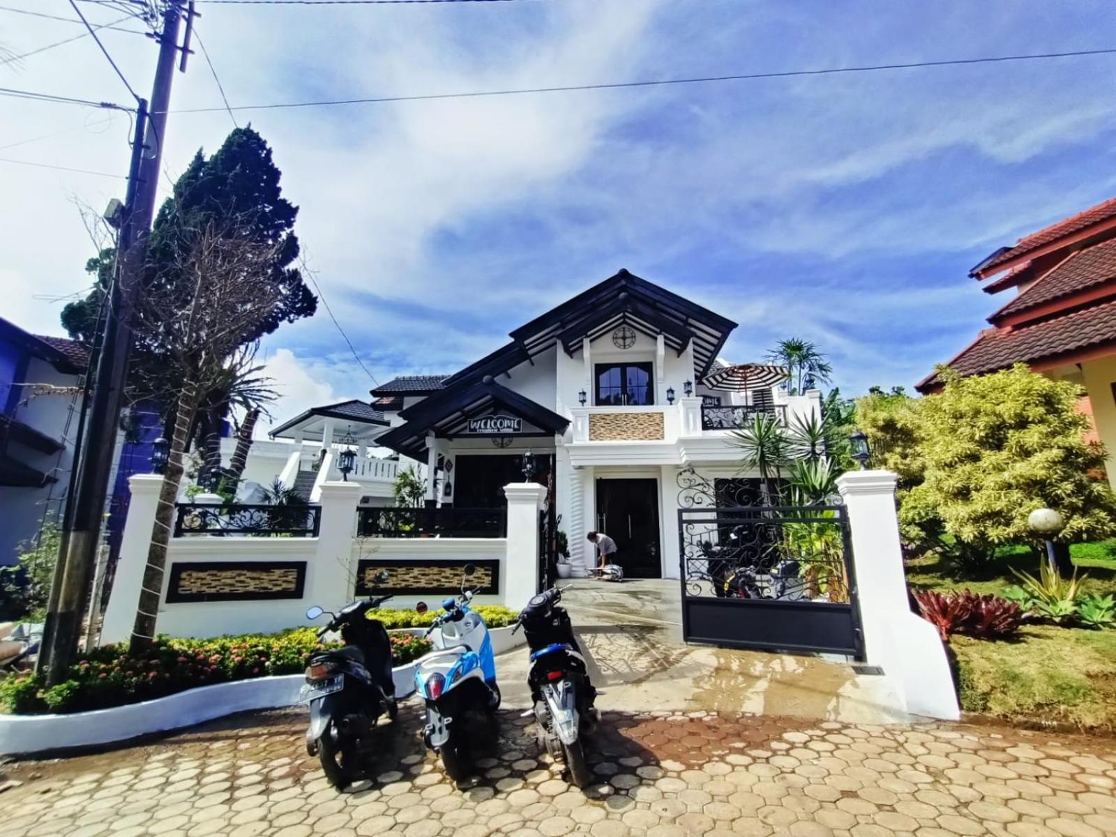 Villa Kota Bunga Malini 10 Cikundul Экстерьер фото